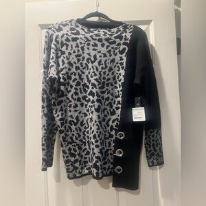 Nic+Zoe Black Animal Print Sweater NWT Medium